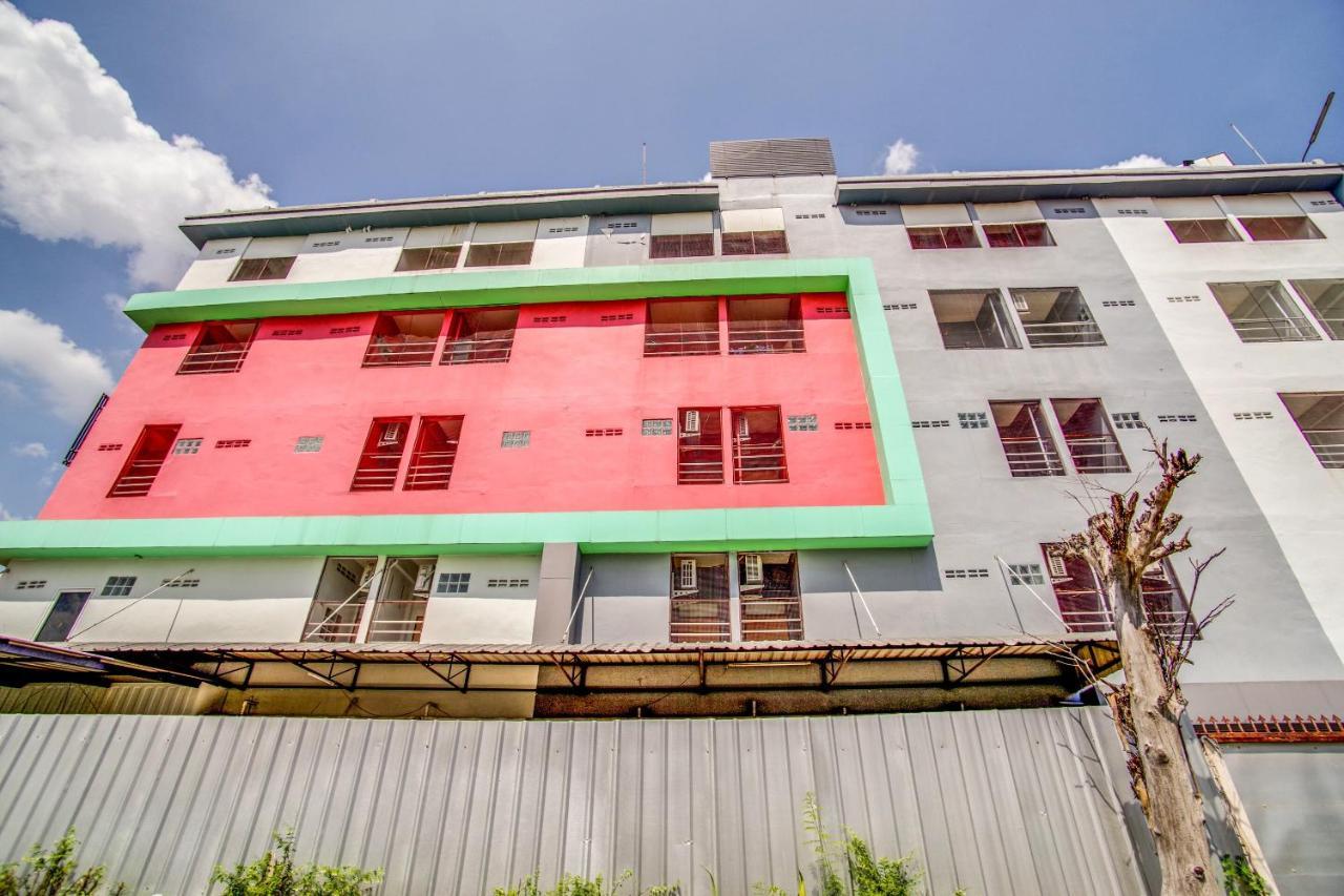 Hotel Pha Mansion Chachoengsao Esterno foto