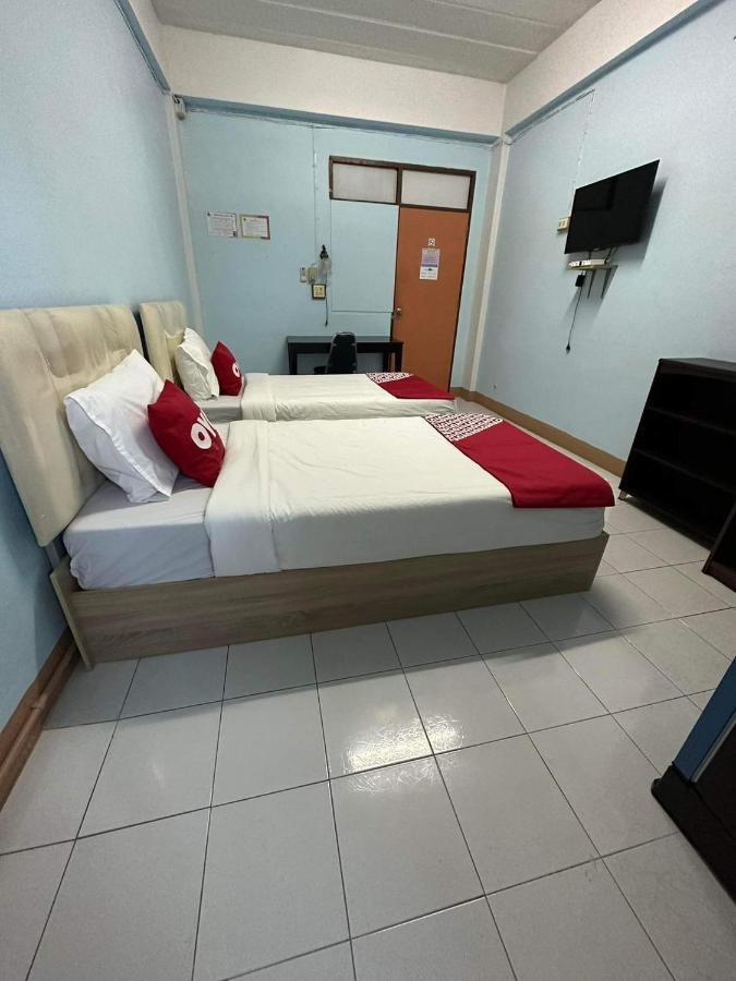 Hotel Pha Mansion Chachoengsao Esterno foto