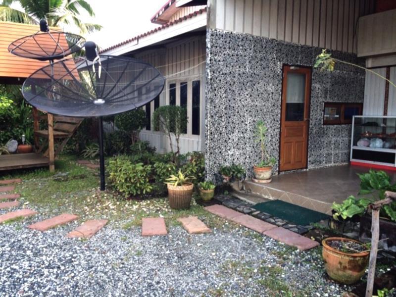 Hotel Pha Mansion Chachoengsao Esterno foto